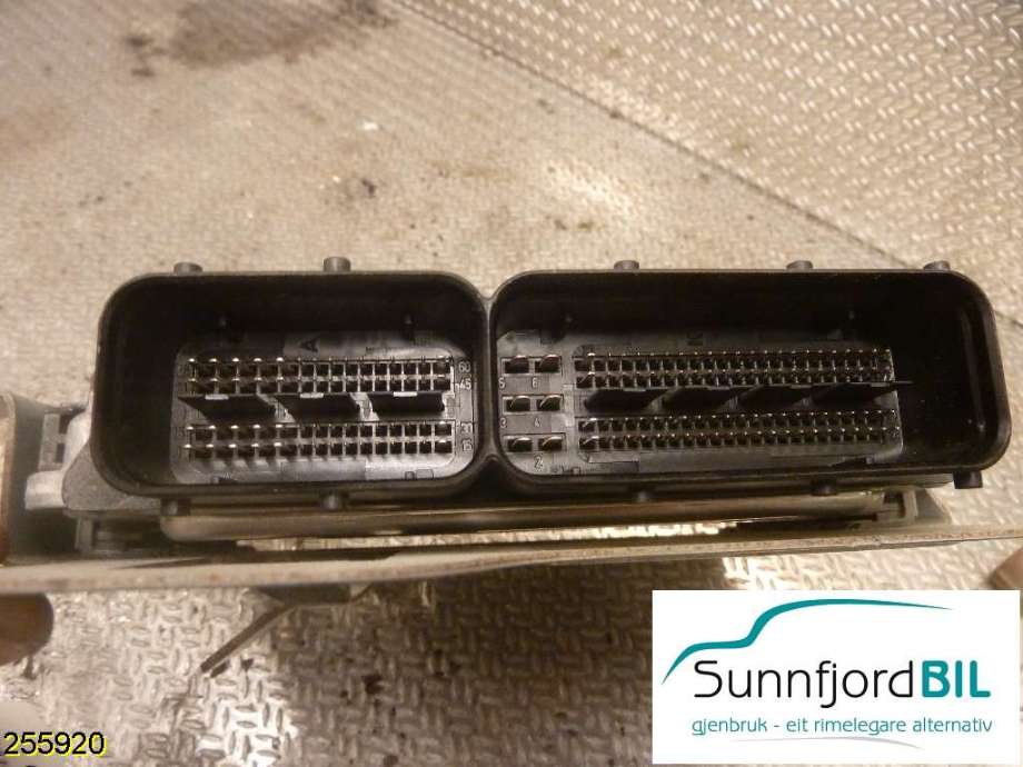Styreenhet motor til VW Caddy, 2010-2015 (Type III, Fase 2)  (VOLKSWAGEN|03L 907 309 R)