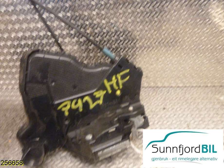 Låsekasse høyre foran til Toyota RAV4 2006-2009 (Type III, Fase 1)  (TOYOTA|)