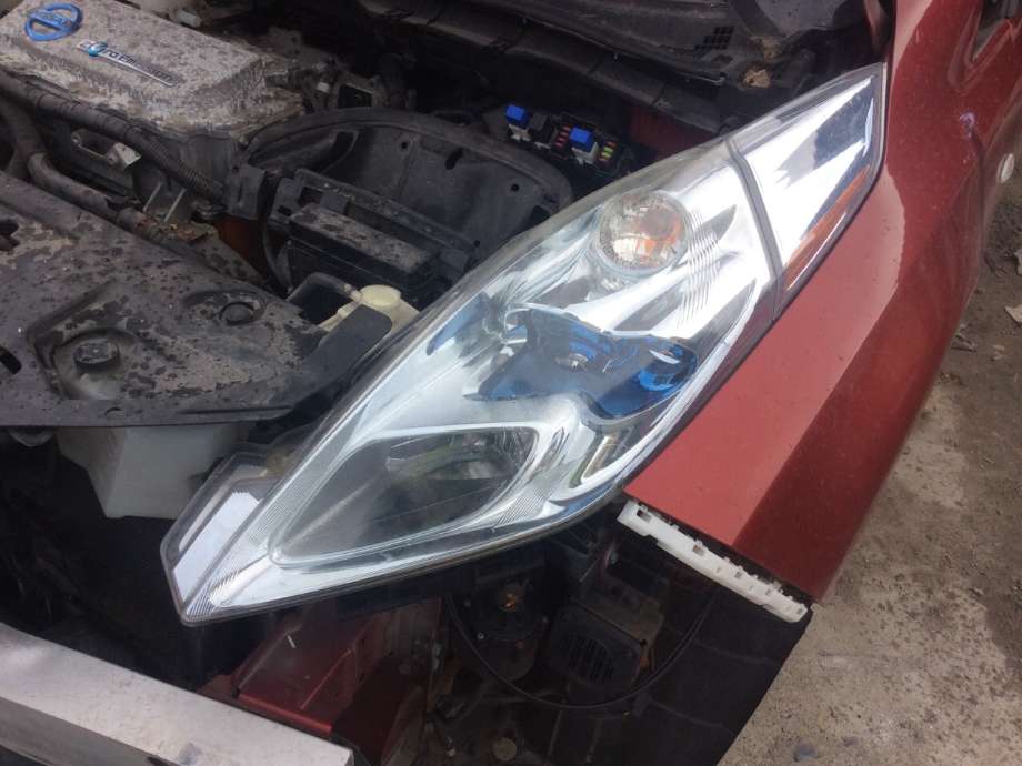 Frontlykt venstre halogen til Nissan Leaf, 2011-2017 (Type I)  (NISSAN|260603NA1A)
