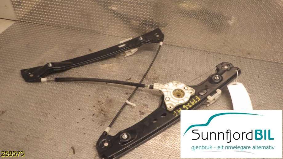 Ruteheis til BMW 3-Serie, 2005-2011 (E90/E91/E92/E93) (E90/E91/E92/E93) (BMW|)