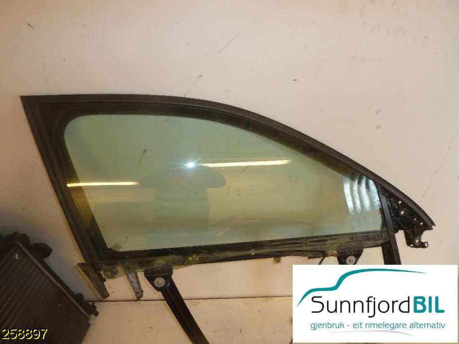 Siderute høyre foran til Audi A4, 2001-2004 (Type II) (B6) (B6) (AUDI|)