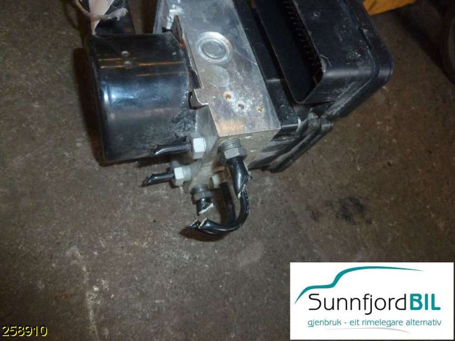 ABS sentral til Volvo V50, 2007-2012 (Fase 2)  (VOLVO|P31317378)