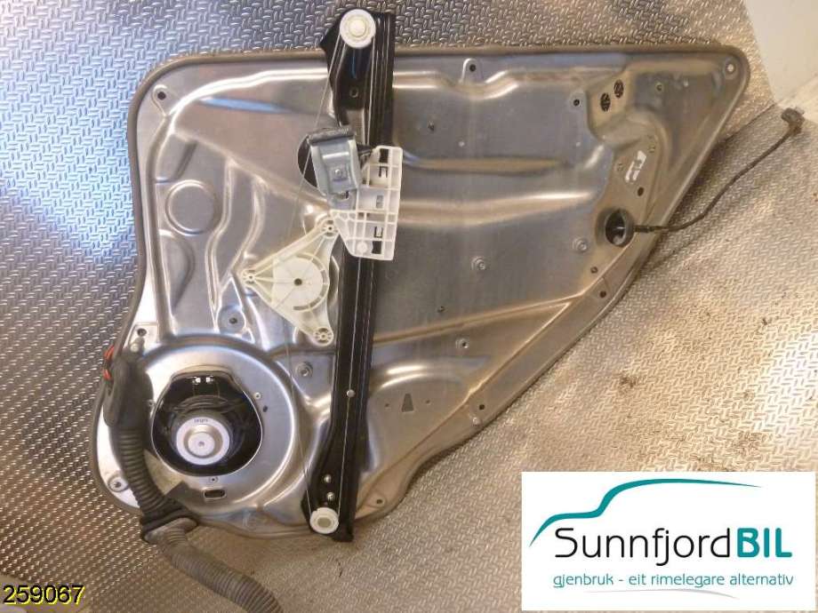 Ruteheis til Mercedes GLK 2008-2015 (X204) (X204) (MERCEDES|A2044407706|)