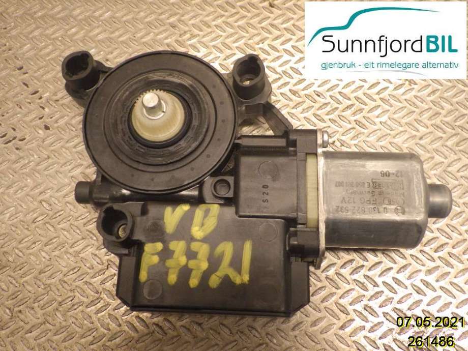 Ruteheis høyre til VW Polo 2009-2014 (Type V, Fase 1)  (VOLKSWAGEN|6R0959811G||6R0 959 811 G)