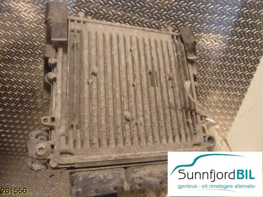 Styreenhet motor til Mercedes GL 2006-2012 (X164) (X164) (MERCEDES|A6421504291|0281013118|)