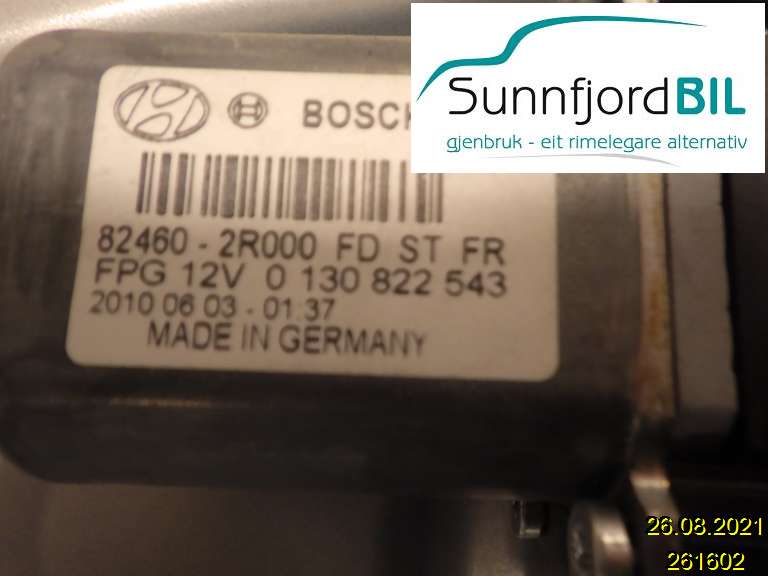 Ruteheis høyre til Hyundai i30 2007-2012 (Type I)  (HYUNDAI|824502R000|)