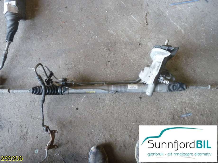 Tannstang til Volvo V60 2010-2013 (Type I, Fase 1)  (VOLVO|31280945|)
