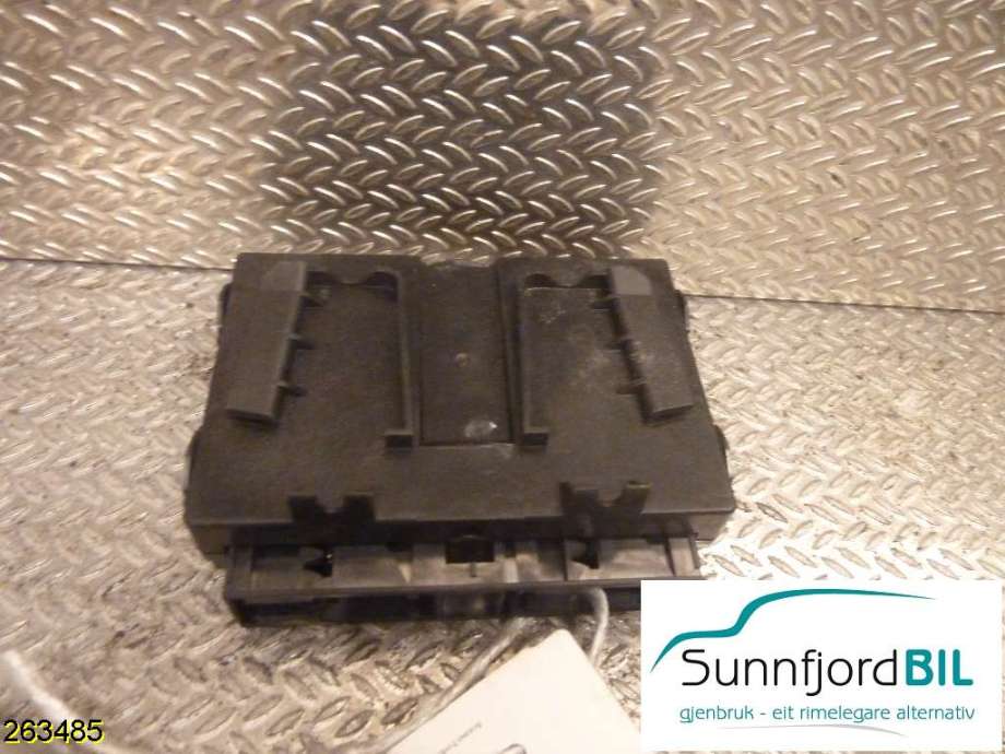 Styreenhet diverse til BMW i3 2013-2022  (BMW|684298602|)