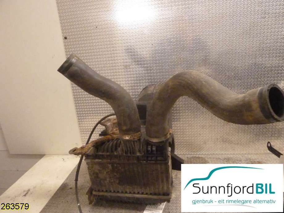 Intercooler til Toyota Avensis, 2003-2008 (Type II)  (TOYOTA|1A1097)