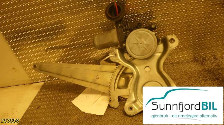 Ruteheis til Toyota RAV4 2006-2009 (Type III, Fase 1) (TOYOTA|)