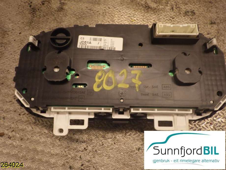 Instrumentpanel til Nissan Qashqai 2007-2010 (Type I, Fase 1)  (NISSAN|JD51A|)