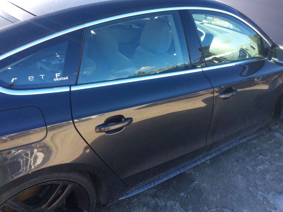 Dør høyre bak til Audi A5, 2007-2016 (Type I)  (AUDI|)