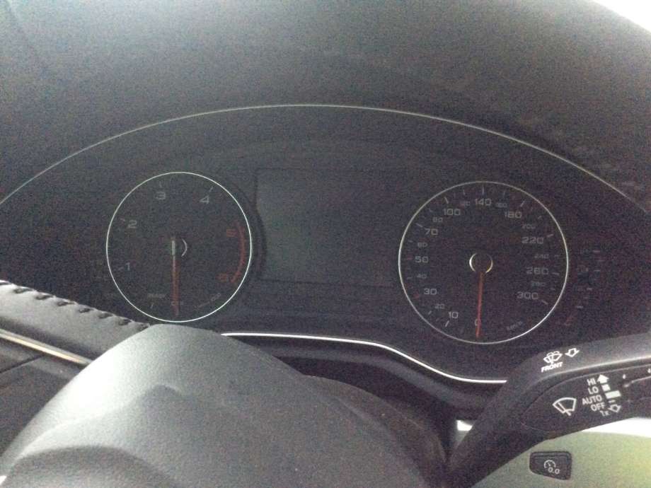 Instrumentpanel til Audi A4, 2015-2019 (Type V, Fase 1) (B9) (B9) (AUDI|8W5 920 741 B)