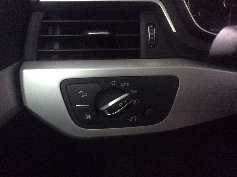 Bryter lys til Audi A4, 2015-2019 (Type V, Fase 1) (B9) (B9) (AUDI|)