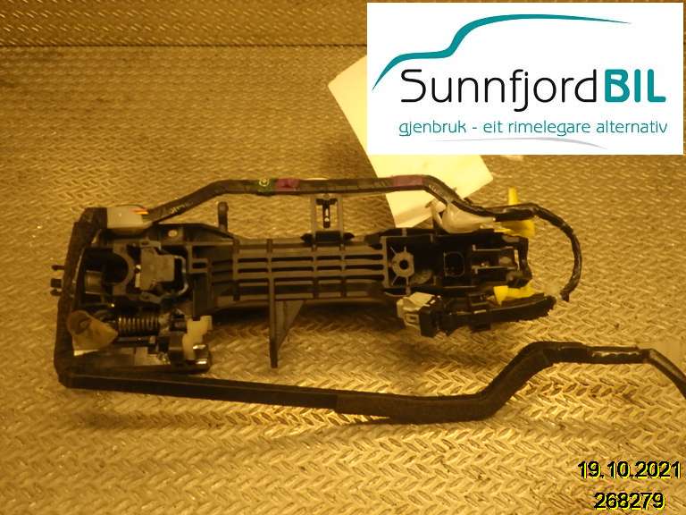 Dørhåndtak utv høyre foran til Toyota Prius +7 2012-2020 (Type III) (stasjonsvogn) (stasjonsvogn) (TOYOTA|)