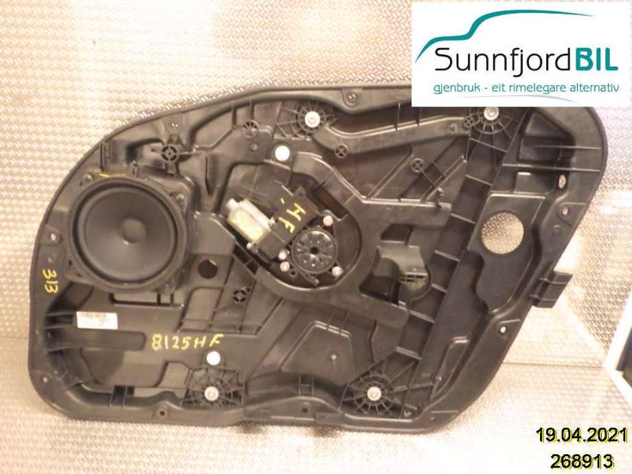 Ruteheis høyre til Hyundai i40, 2012-2017  (HYUNDAI|)