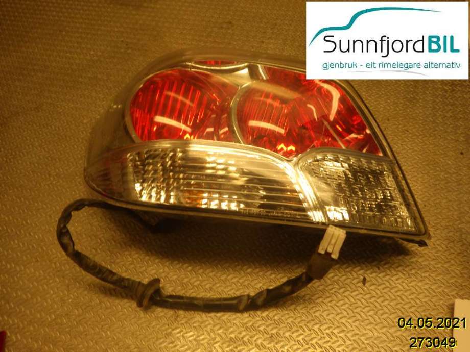Baklykt venstre til Mitsubishi Outlander 2003-2006 (Type I)  (MITSUBISHI|22087546|)