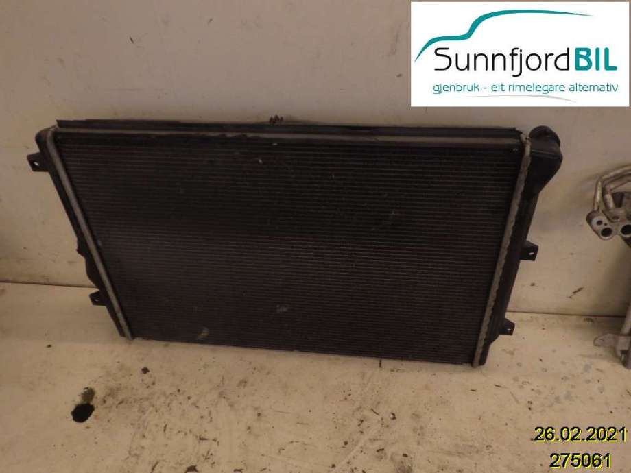 Radiator (manuell gir) til VW Golf VI, 2008-2012  (VOLKSWAGEN|1K0 121 251 DM)