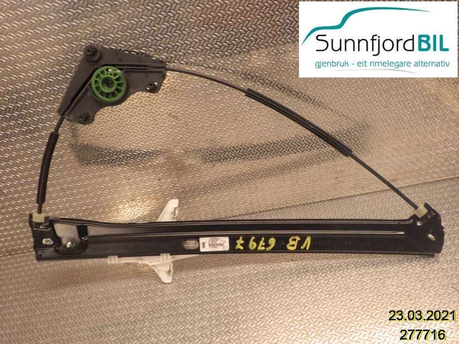 Ruteheis til VW Touran, 2015-2021 (Type II)  (5TA839461)