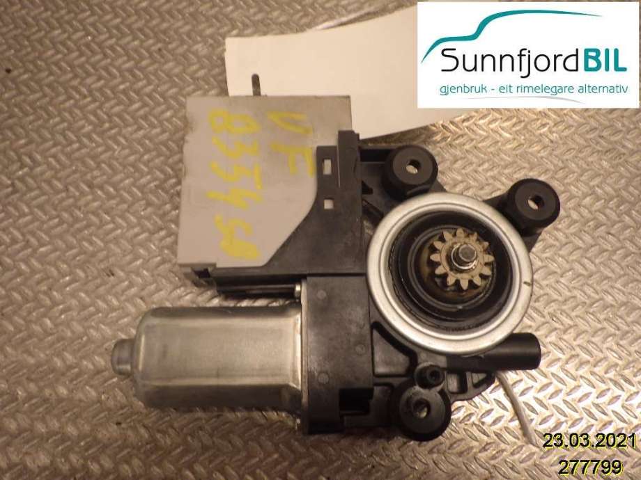 Ruteheis venstre til Ford Kuga 2008-2012 (Type I)  (FORD|7M5T14B5333AE|)