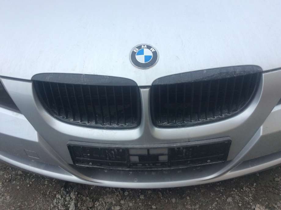 Grill til BMW 3-Serie, 2005-2011 (E90/E91/E92/E93) (E90/E91/E92/E93) (BMW|51 71 2 151 896)