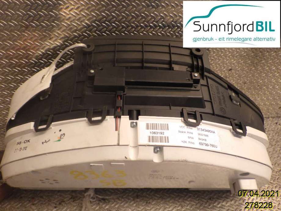 Instrumentpanel til Volvo XC60 2008-2013 (Type I, Fase 1)  (VOLVO|69799760U|31343495AA|)