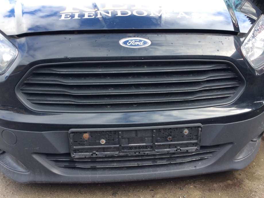 Grill til Ford Transit Courier, 2014-2018 (Type I, Fase 1)  (FORD|)