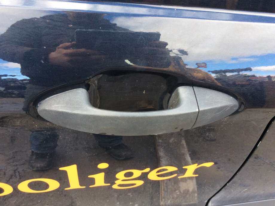 Dørhåndtak utv høyre til Ford Transit Courier, 2014-2018 (Type I, Fase 1)  (FORD|)
