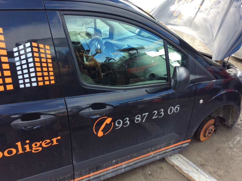 Dør høyre foran til Ford Transit Courier, 2014-2018 (Type I, Fase 1)  (FORD|2782144)