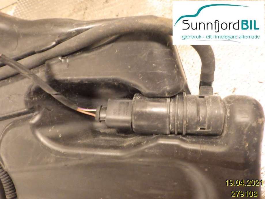 Spylerpumpe foran til Mercedes E-Klasse, 2009-2013 (Fase 1) (W212) (W212) (MERCEDES|0165454626)