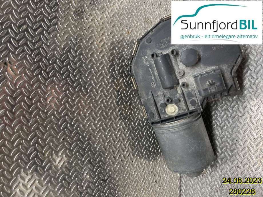 Viskermotor frontrute til Mercedes C-Klasse 2007-2011 (Fase 1) (W204) (W204) (MERCEDES|A2048201040|1397220567|)
