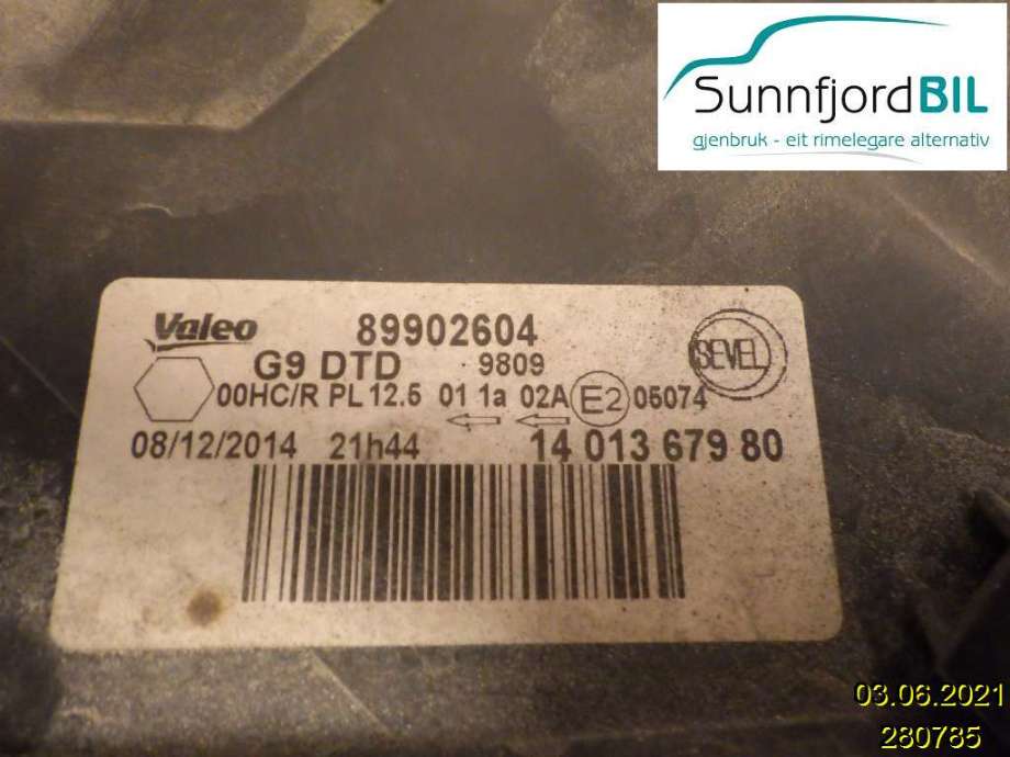 Frontlykt høyre halogen til Toyota Proace 2013-2016 (Type I)  (TOYOTA|89902604|)