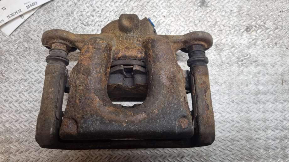 Bremsecaliper høyre foran til BMW 1-Serie, 2004-2011 (E81/E82/E87/E88) (E81/E82/E87/E88) (BMW|34 11 6 774 682)