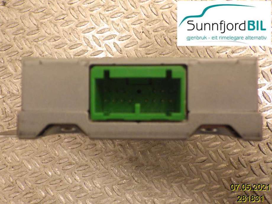 Antenne forsterker til Mitsubishi Outlander 2012-2015 (Type III, Fase 1) (MITSUBISHI|8750A299|)