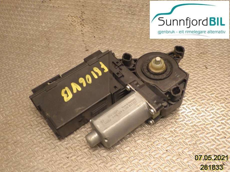 Ruteheis venstre til Audi A4 2004-2008 (Type III) (B7) (B7) (AUDI|8E0959801A||8E0 959 801 A)