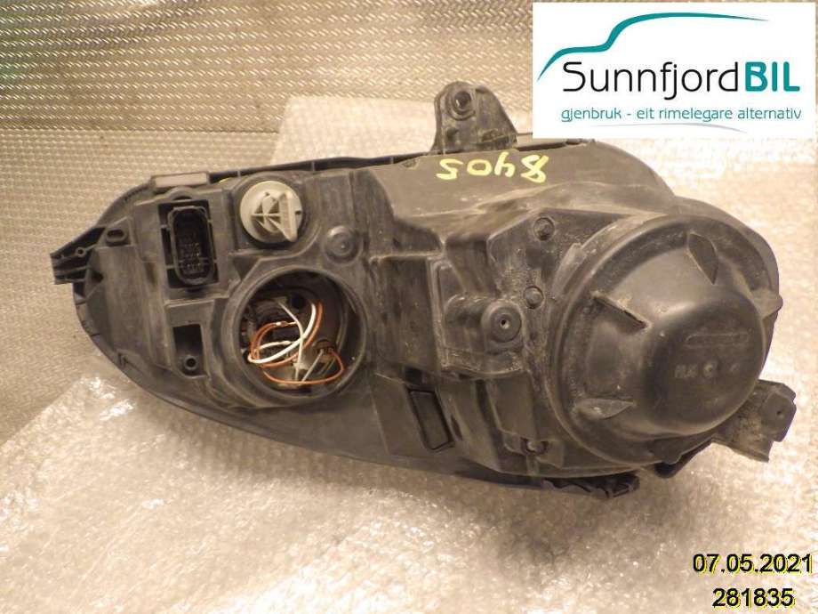 Frontlykt venstre halogen til VW Golf V, Combi 2003-2008  (VOLKSWAGEN|1K6941005N||1K6 941 005 N)