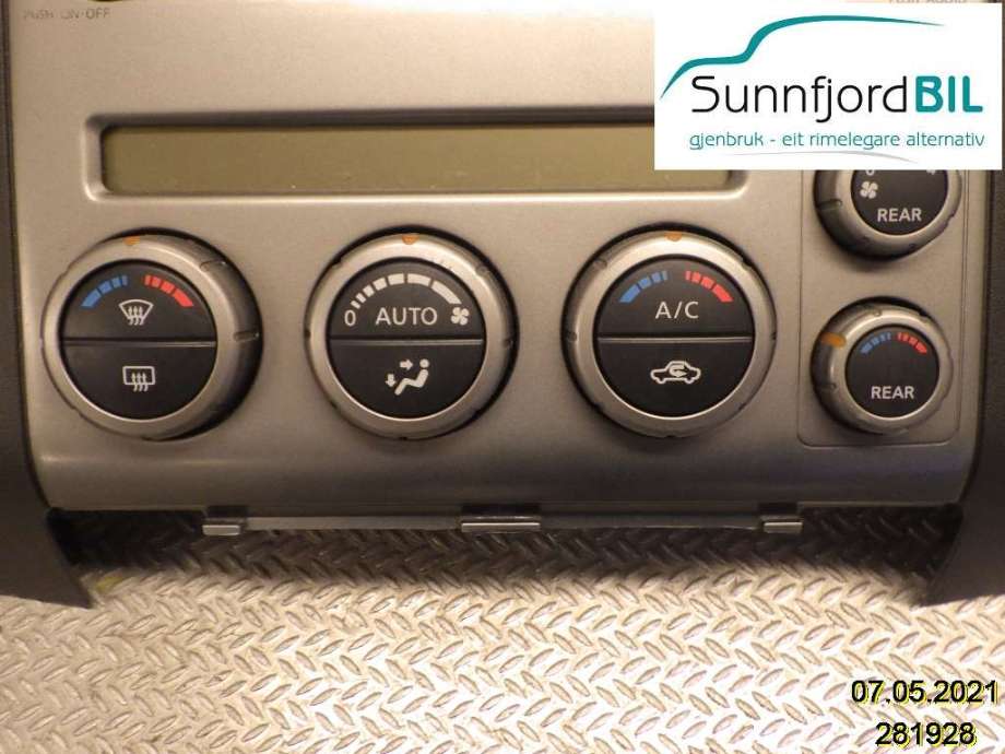 Varmeapparat betjening til Nissan Pathfinder 2005-2010 (Fase 1) (R51) (R51) (NISSAN|27500EB55A|)