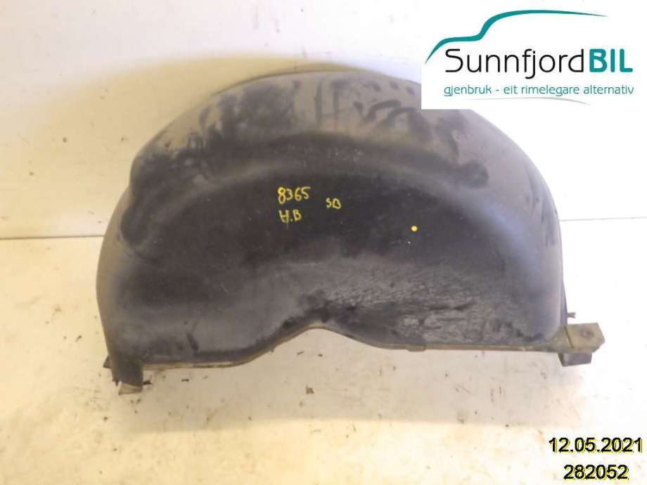Skjerm locari venstre foran til VW Transporter / Caravelle 2003-2009 (Fase 1) (T5) (T5) (VOLKSWAGEN|7H0810972B||7H0 810 972 B)