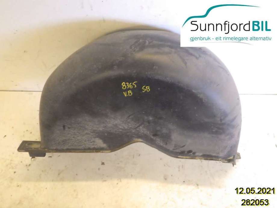 Skjerm locari venstre foran til VW Transporter / Caravelle 2003-2009 (Fase 1) (T5) (T5) (VOLKSWAGEN|7H0810971B||7H0 810 971 B)
