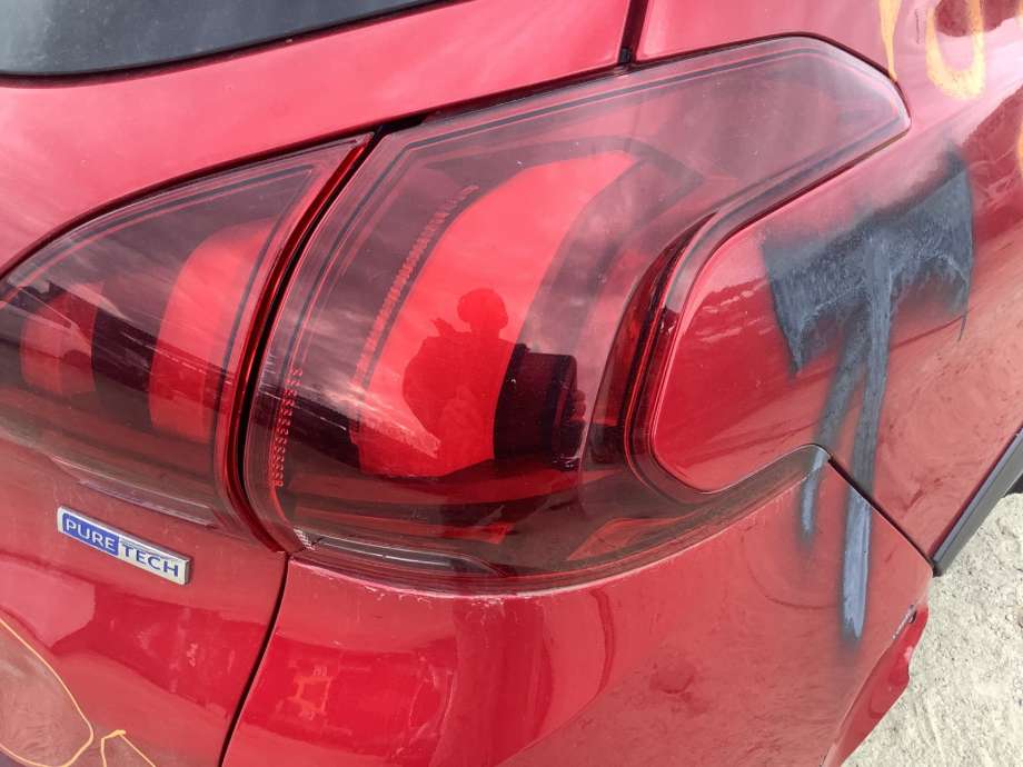 Baklykt høyre til Peugeot 2008, 2013-2019 (Type I)  (PEUGEOT|9814745980)