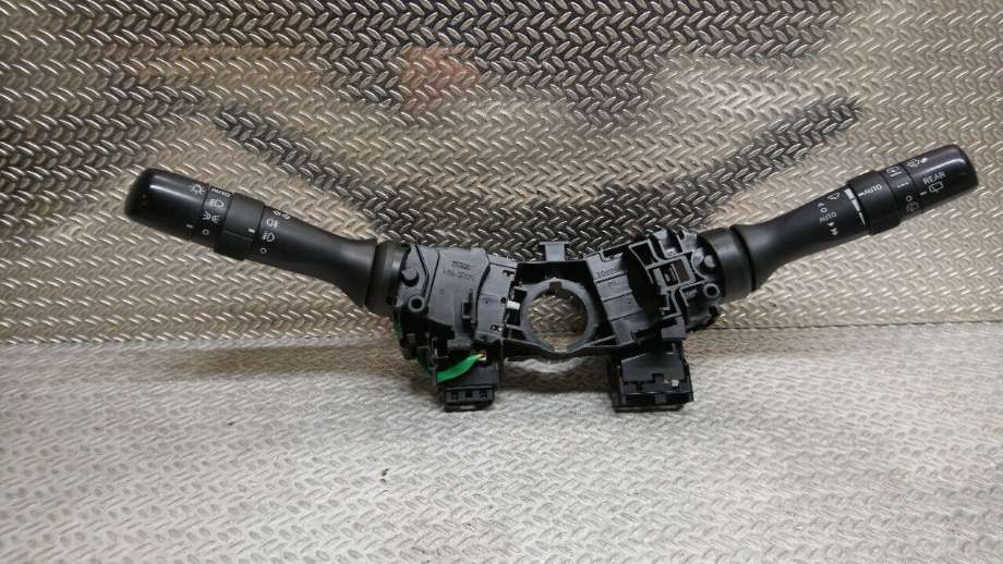 Bryter combi til Toyota Prius +7 2012-2020 (Type III) (stasjonsvogn) (stasjonsvogn) (TOYOTA|)