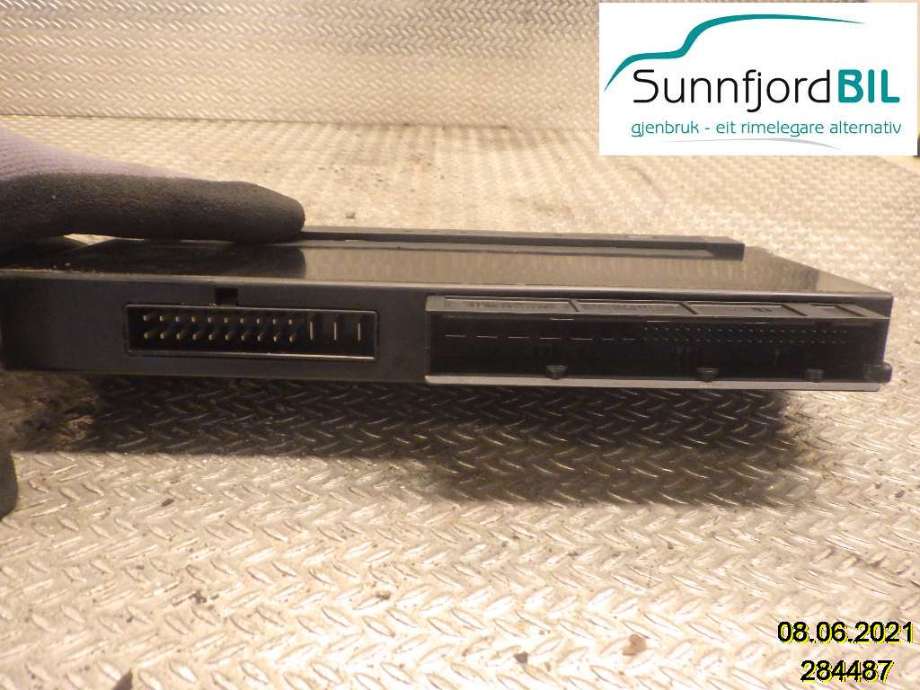 Styreenhet comfort (BCM) til BMW 3-Serie 2005-2011 (E90/E91/E92/E93) (E90/E91/E92/E93) (BMW||61 35 9264571 02)