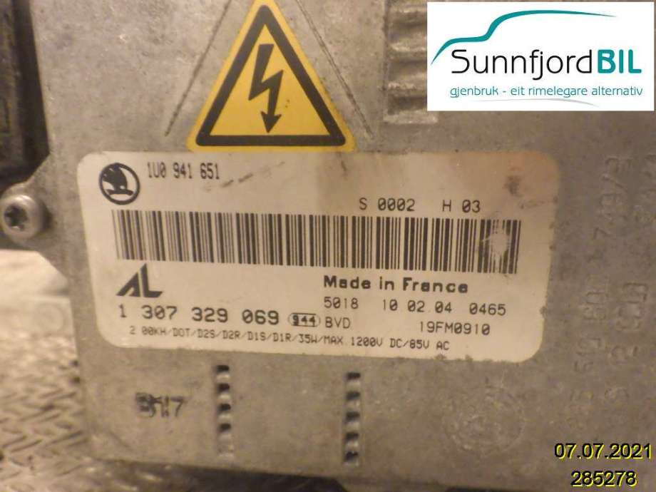Frontlykt høyre xenon til Škoda Octavia 2000-2004 (Type I, Fase 2)  (SKODA|1U1941016M|1U1 941 018 Q|)