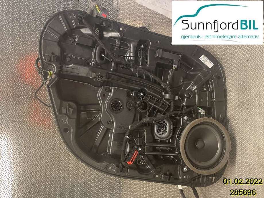 Ruteheis til Volvo V90 / V90 CC / S90, 2016-->>  (31378594)