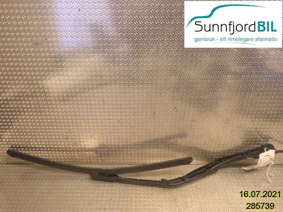 Viskerarmer frontrute til Volvo V90 / V90 CC / S90 2016-->>  (31440420|97036203|)