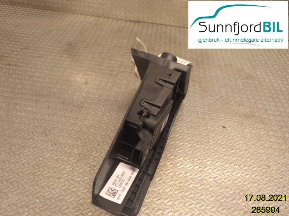Pedal gass til Volvo V90 / V90 CC / S90 2016-->>  (32269125|)