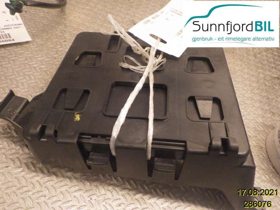 Styreenhet comfort (BCM) til Audi A4, Allroad 2016-->> (Type II) (B9) (B9) (AUDI|8W0907064EC|)