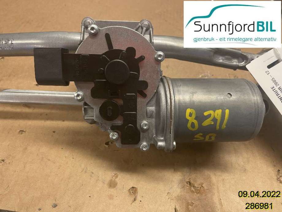 Viskermotor frontrute til BMW 3-Serie 2005-2011 (E90/E91/E92/E93) (E90/E91/E92/E93) (BMW|404959|)