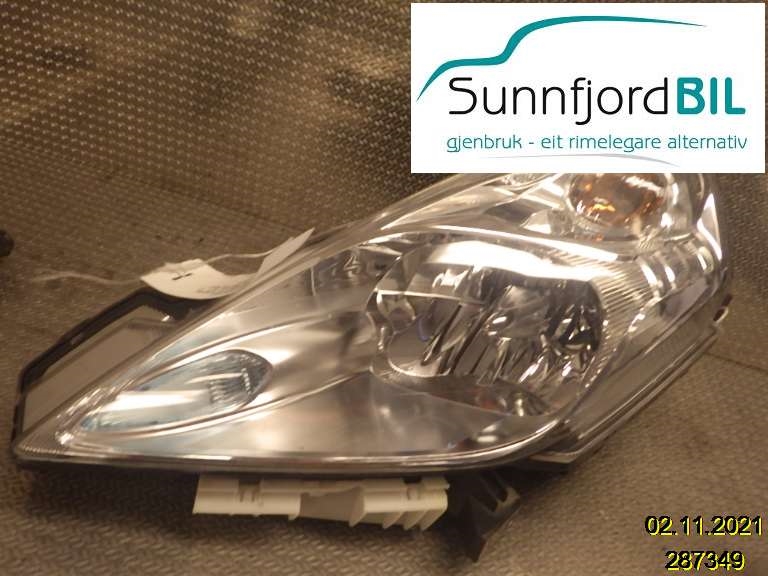 Frontlykt venstre halogen til Nissan Leaf 2011-2017 (Type I)  (NISSAN|260609RB0A|)