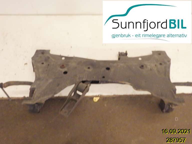 Travers foran hoved til Suzuki Vitara 2015-->> (Type IV)  (SUZUKI|4581061M01|)